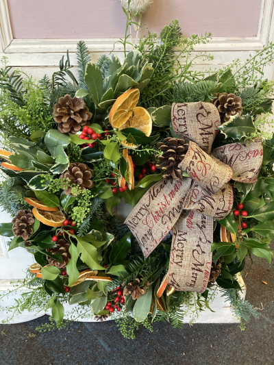 Christmas door wreath - Create your own beautiful door wreath.
Everything supplied to make it plus refreshment